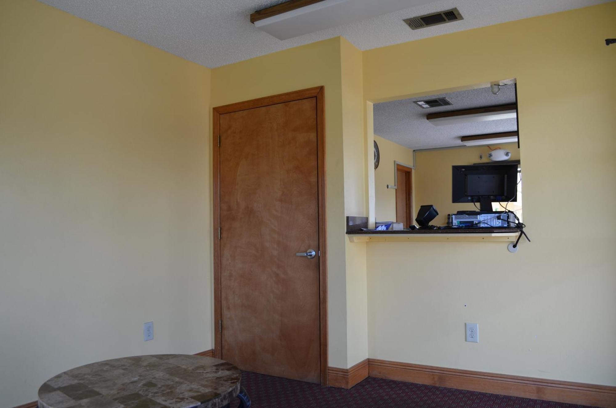 Economy Inn New Orleans Arabi ภายนอก รูปภาพ